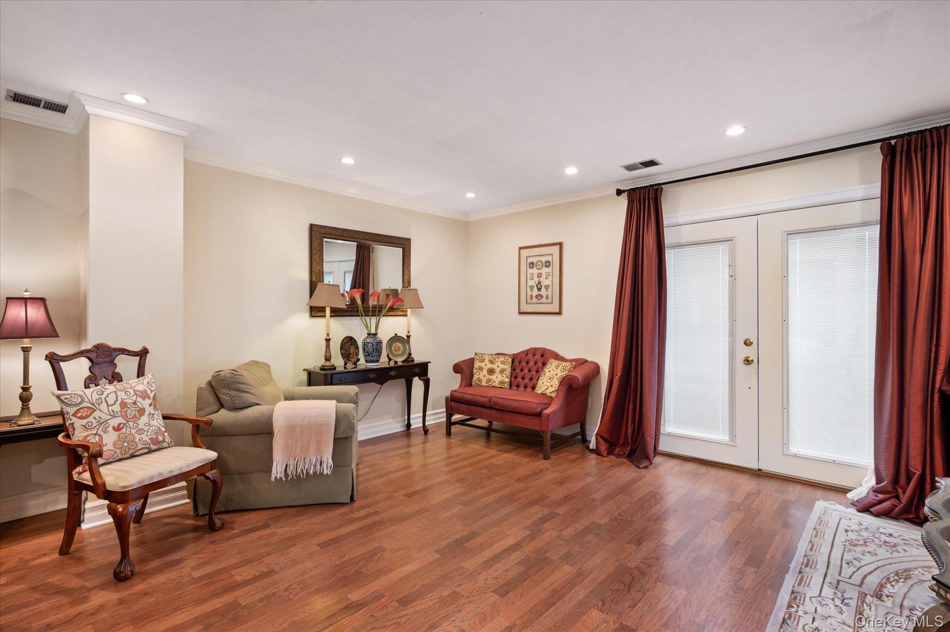 Condo Stratford Nassau County, NY 11735, MLS-978334-8