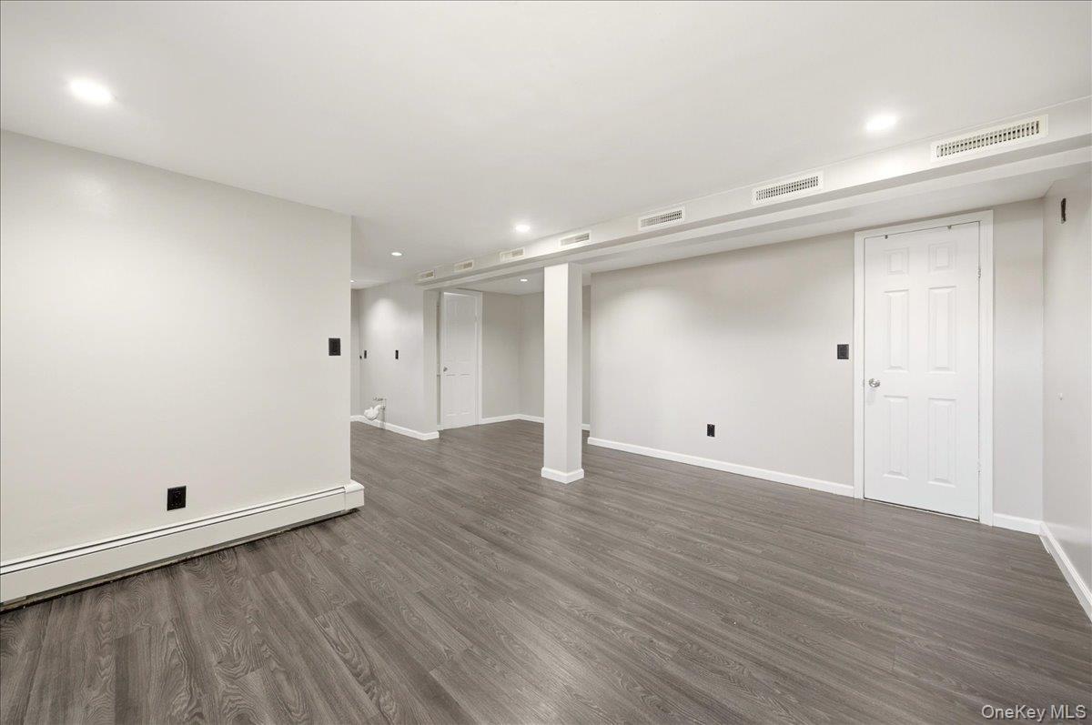 Single Family Greenvale  Westchester County, NY 10703, MLS-978353-16