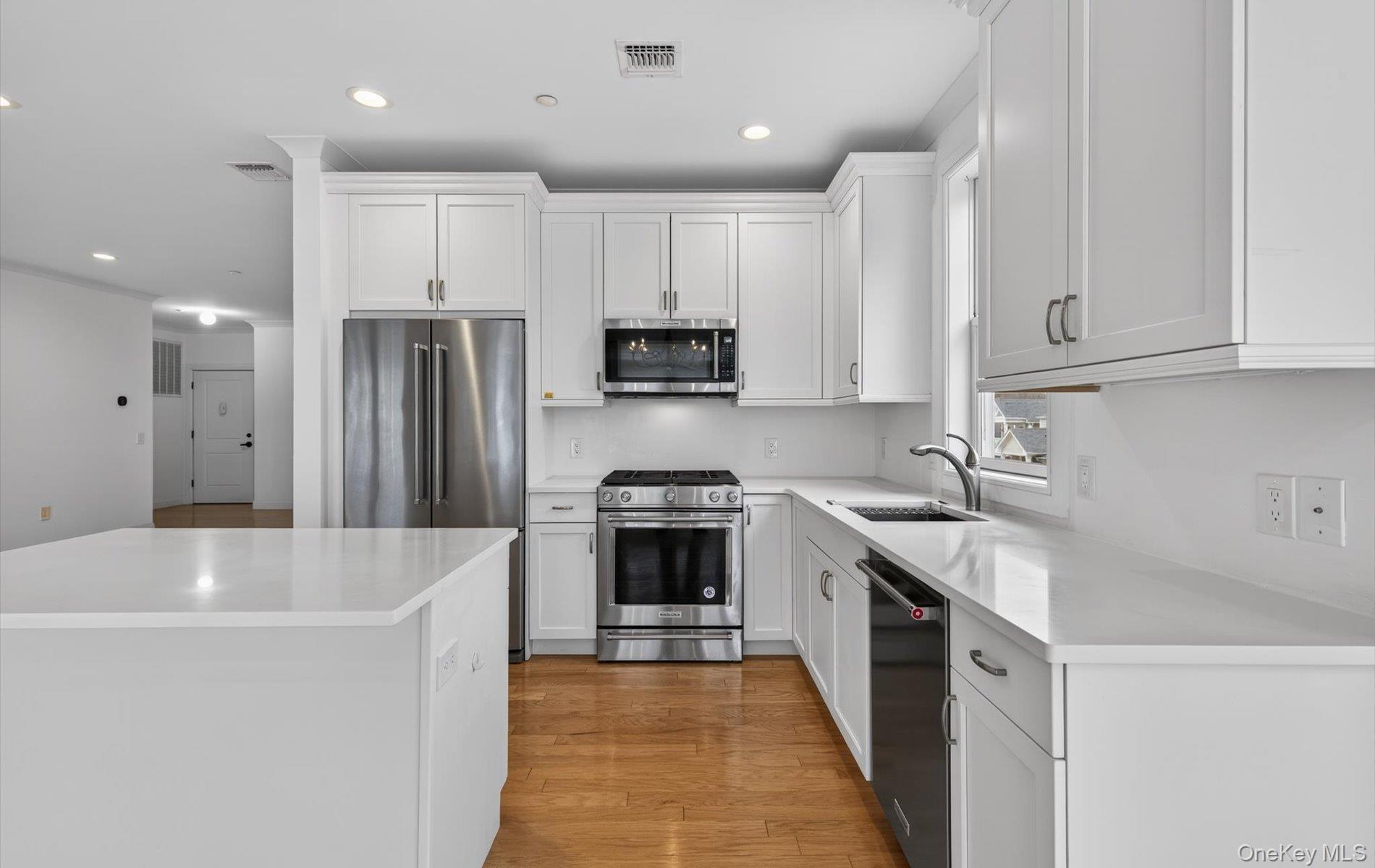 Condo Spruce Pond  Nassau County, NY 11803, MLS-978355-11