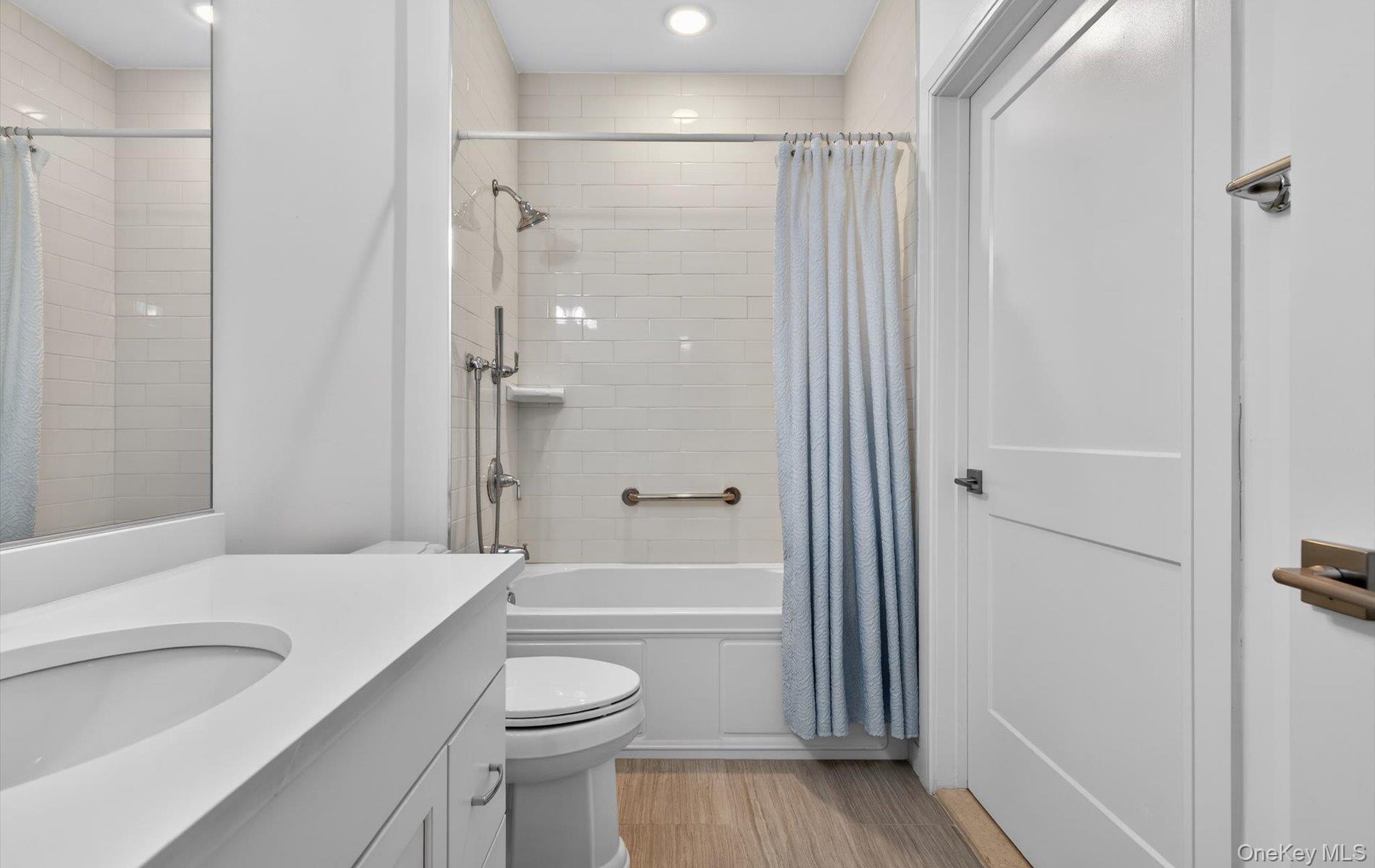 Condo Spruce Pond  Nassau County, NY 11803, MLS-978355-35