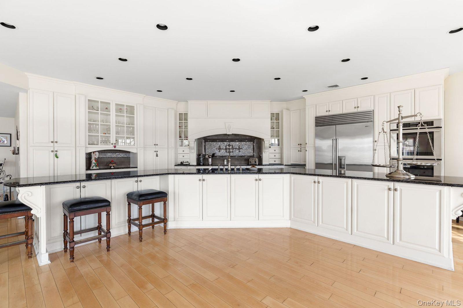 Single Family Beach Road  Suffolk County, NY 11768, MLS-978356-14
