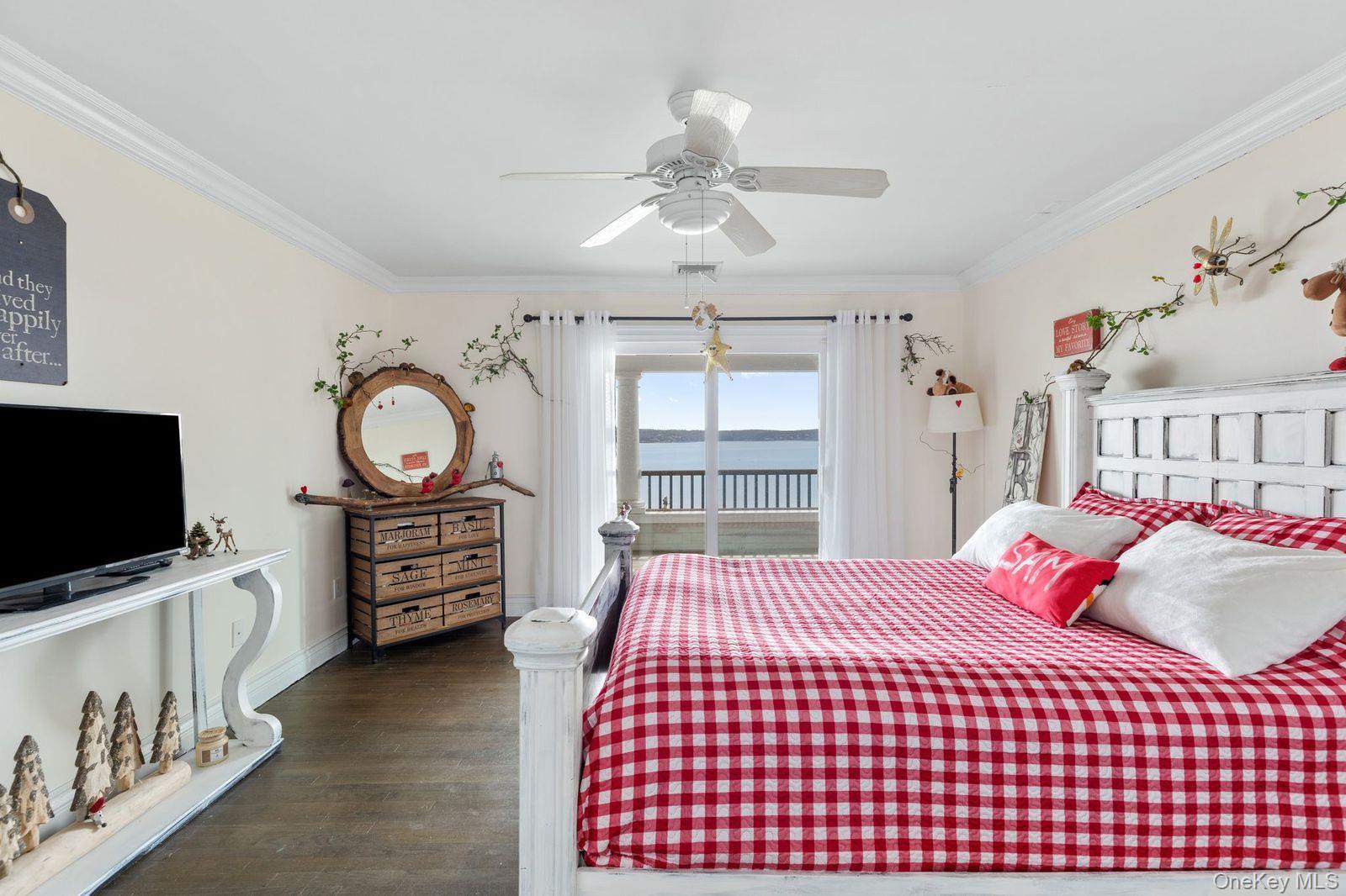 Single Family Beach Road  Suffolk County, NY 11768, MLS-978356-30
