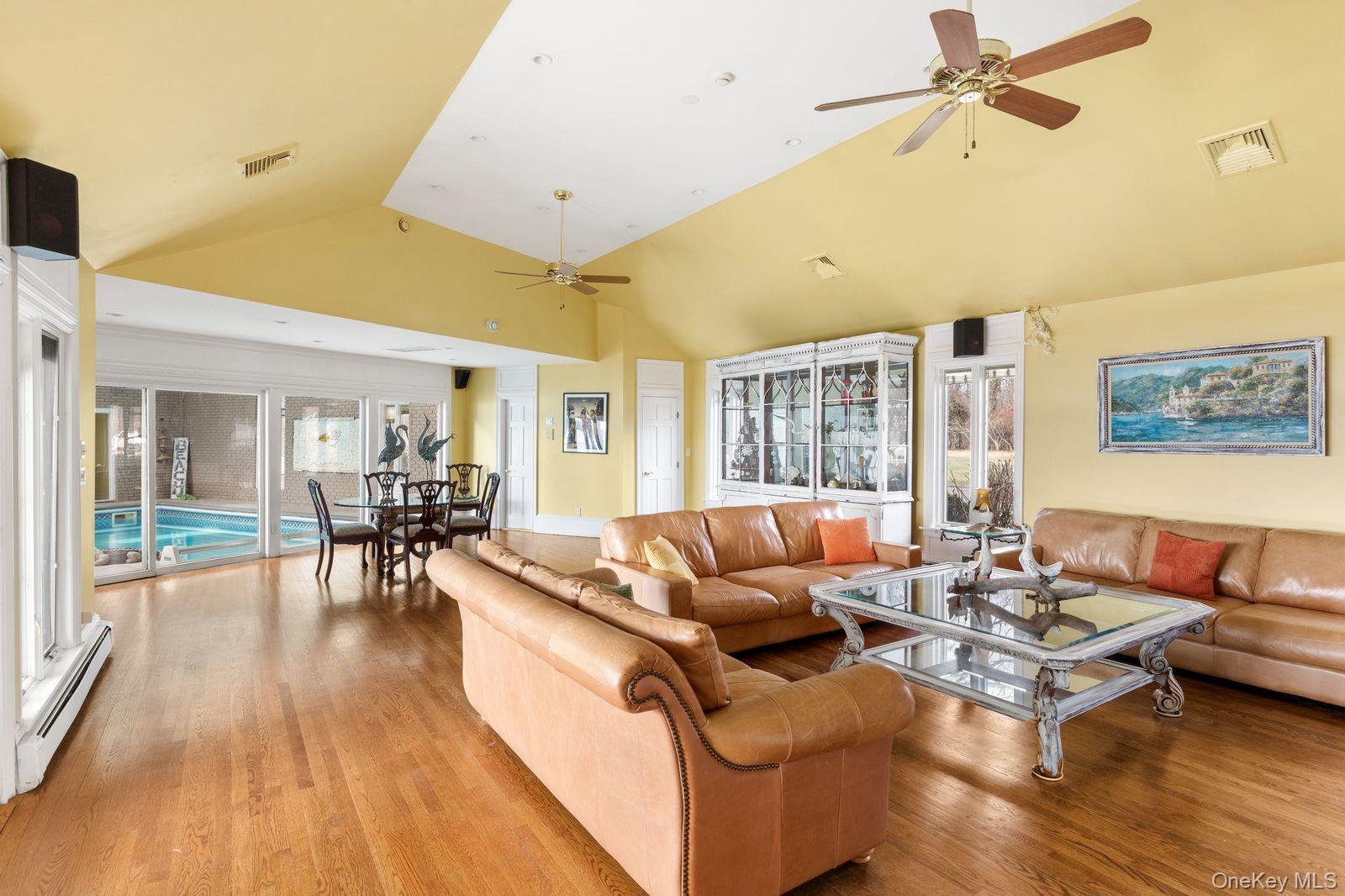 Single Family Beach Road  Suffolk County, NY 11768, MLS-978356-37