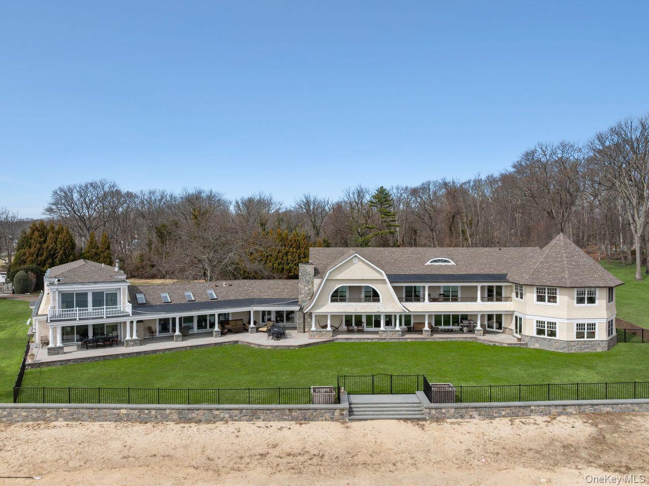 Single Family Beach Road  Suffolk County, NY 11768, MLS-978356-45