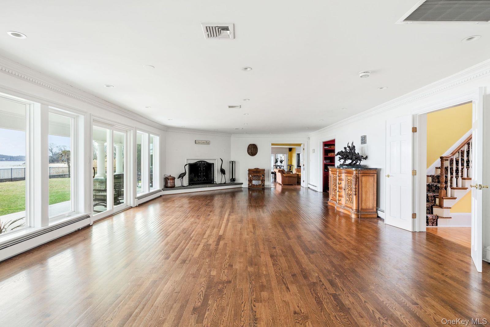Single Family Beach Road  Suffolk County, NY 11768, MLS-978356-8