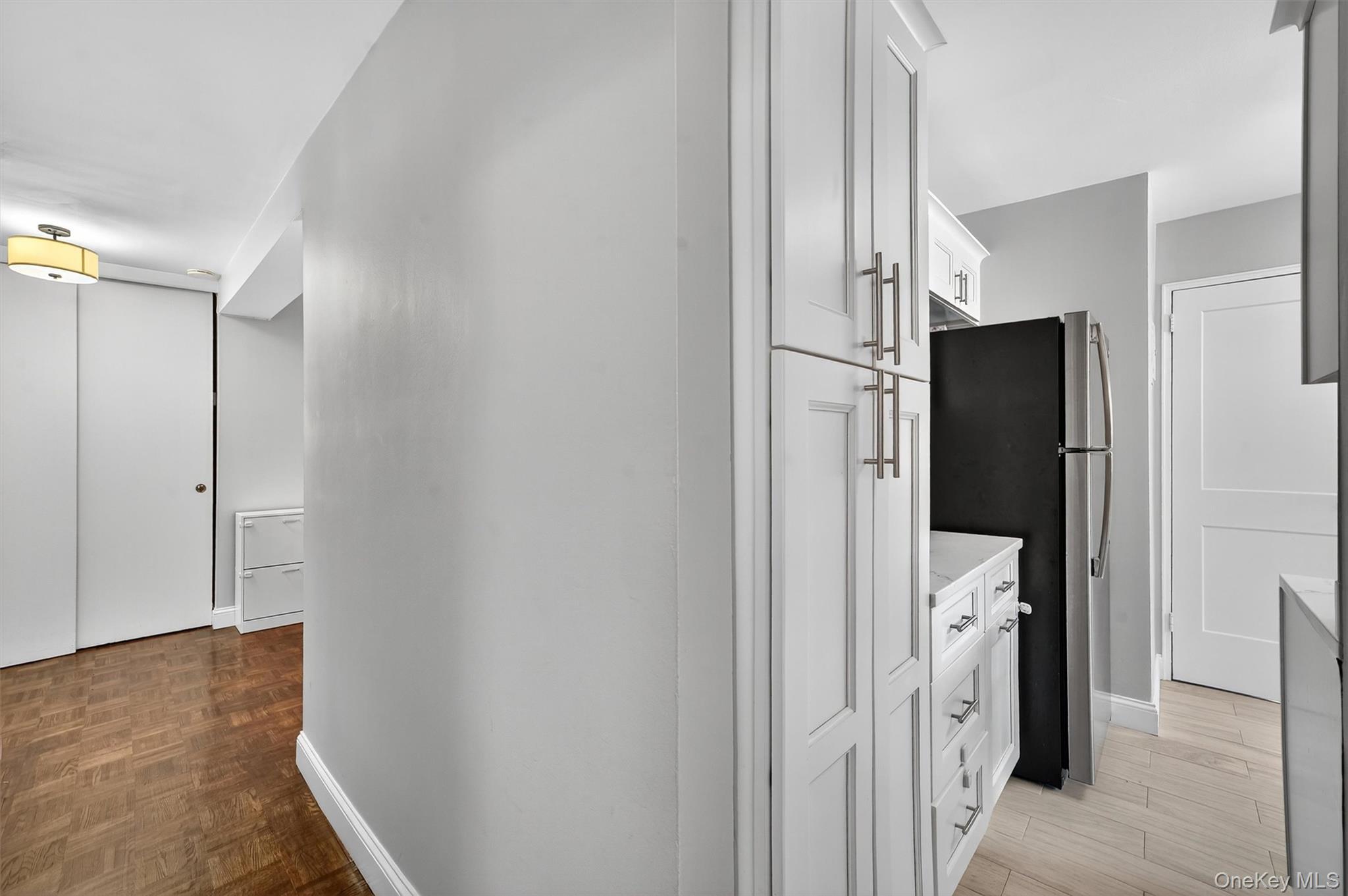 Coop Hartsdale Westchester County, NY 10530, MLS-978358-16