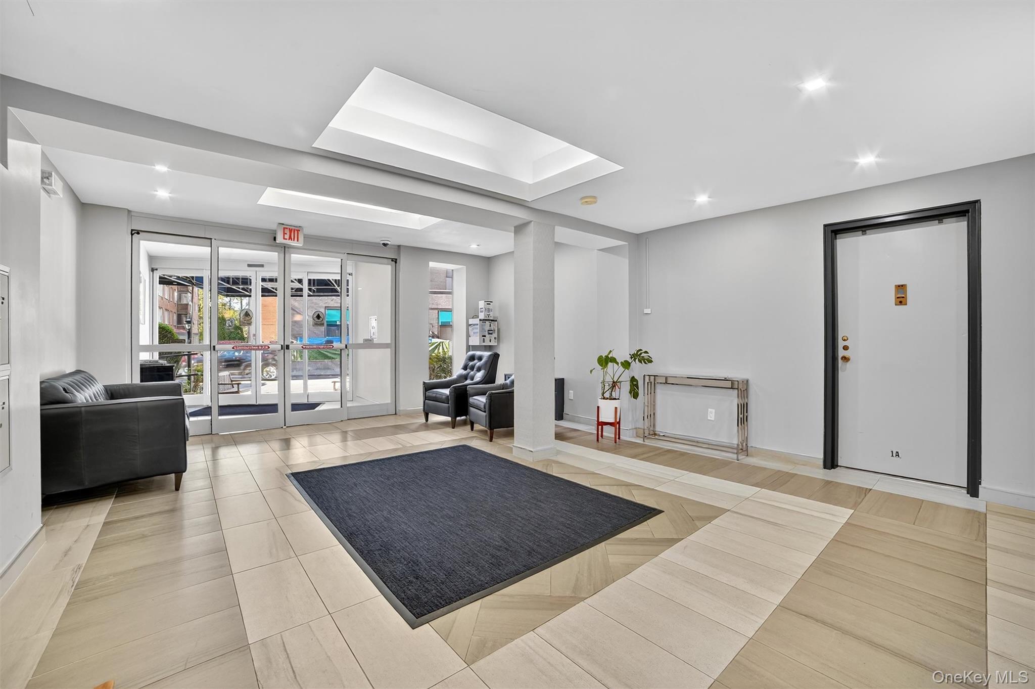 Coop Hartsdale Westchester County, NY 10530, MLS-978358-18