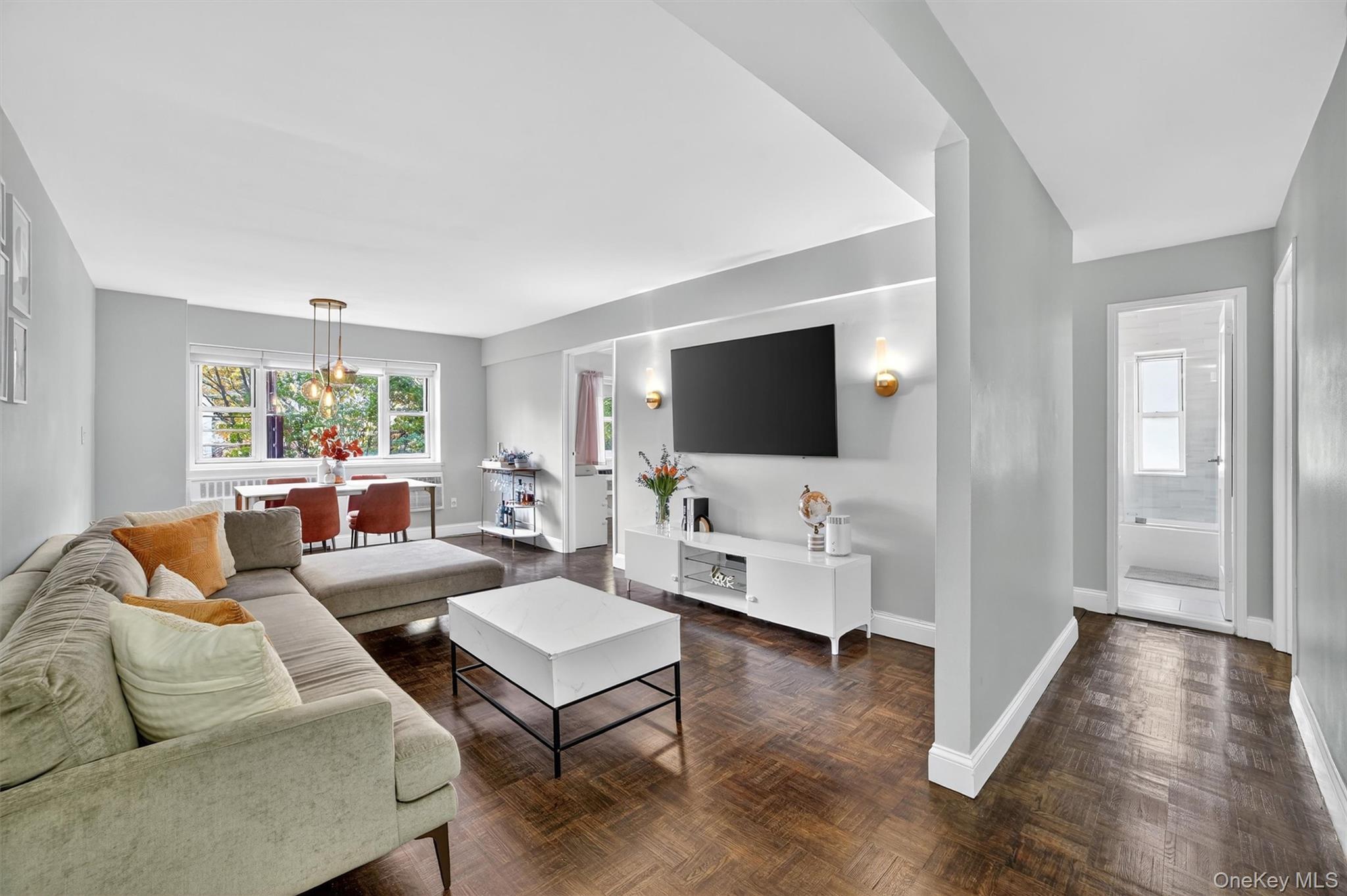 Coop Hartsdale Westchester County, NY 10530, MLS-978358-6