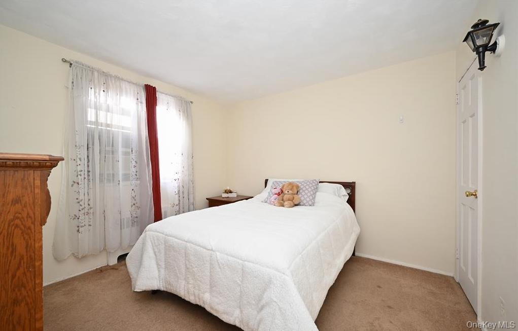 Coop 202nd  Queens, NY 11360, MLS-978361-23