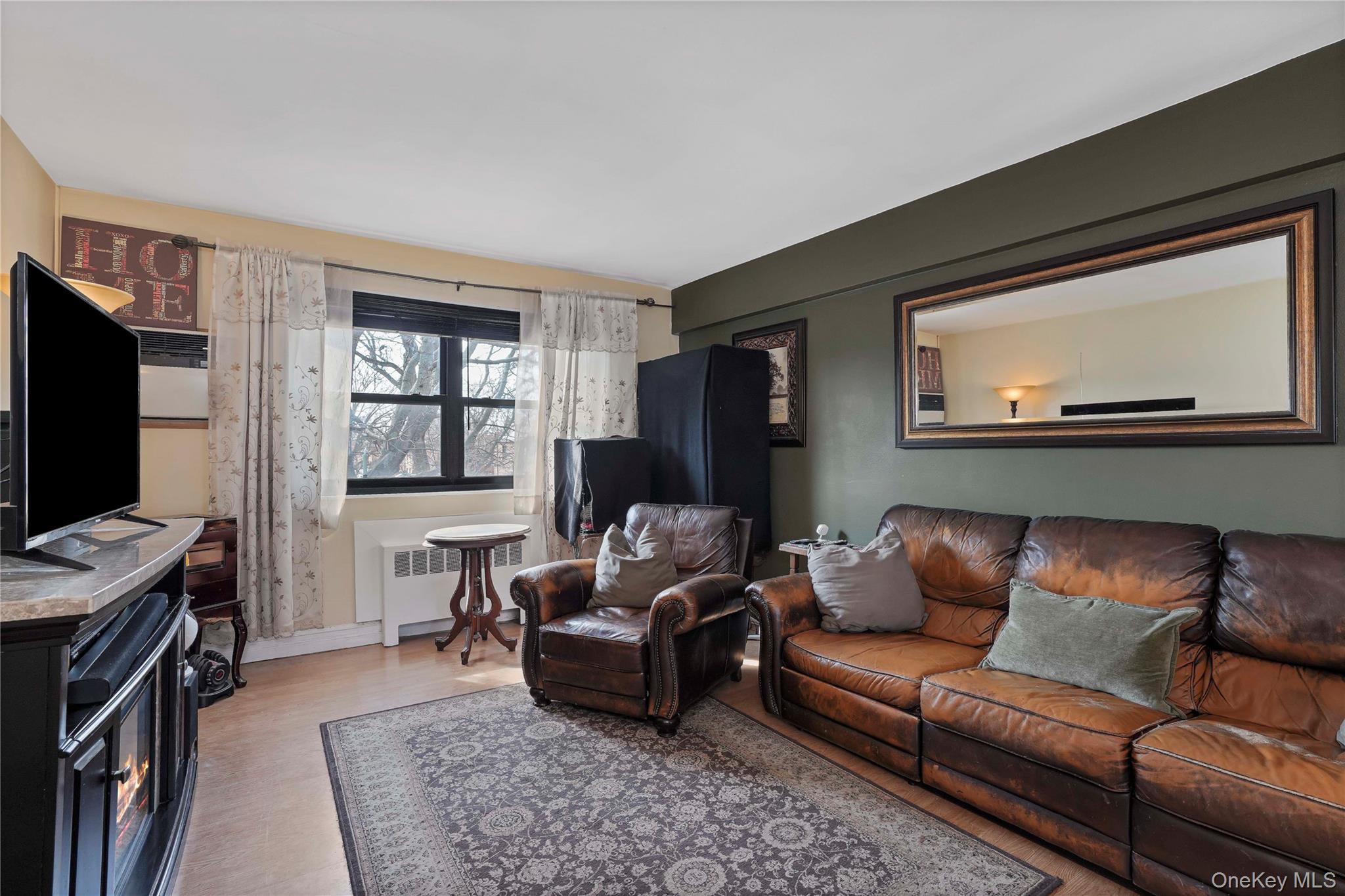 Coop 156th  Queens, NY 11414, MLS-978367-4