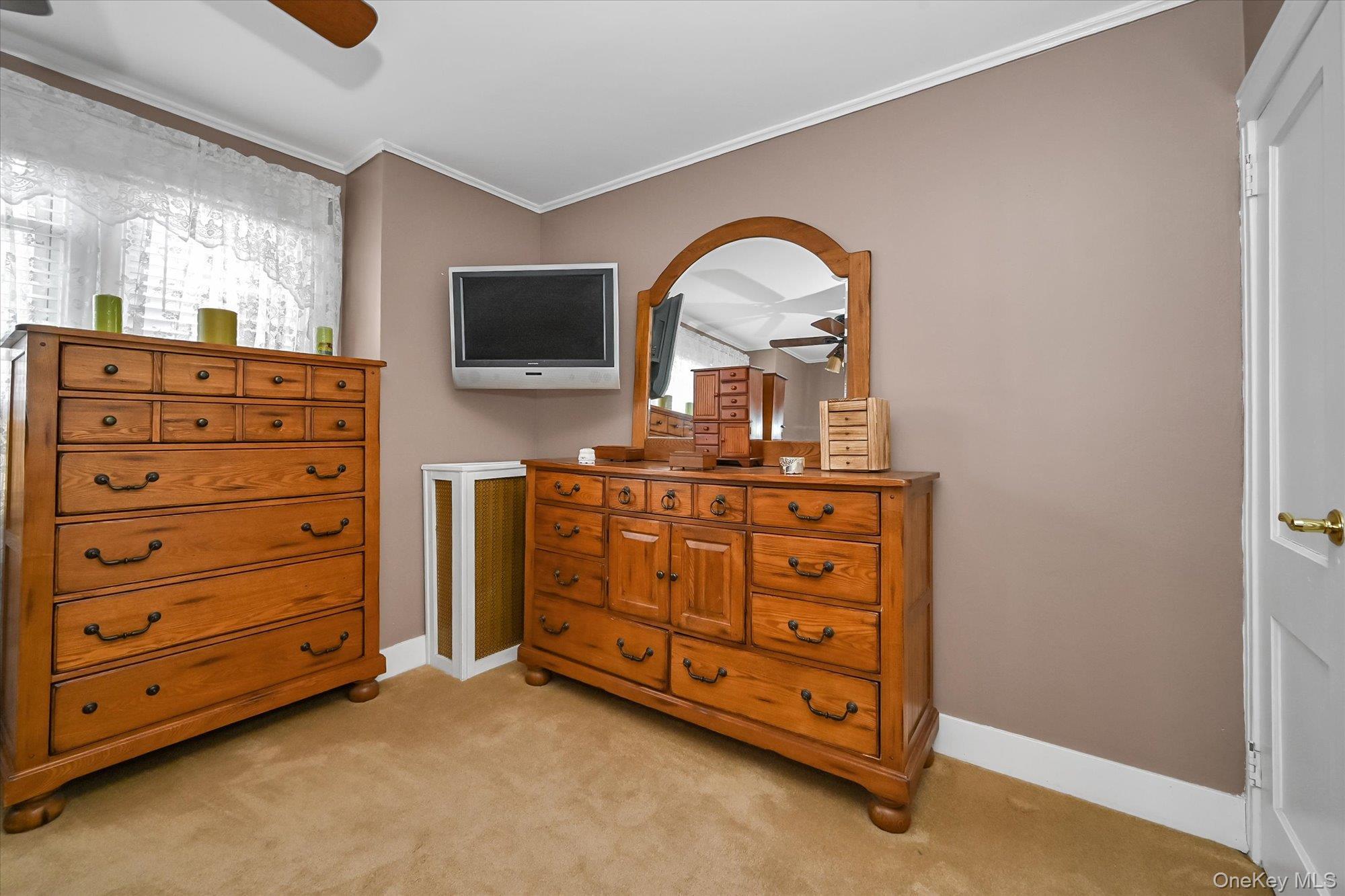 Single Family 64th Queens, NY 11385, MLS-978374-10