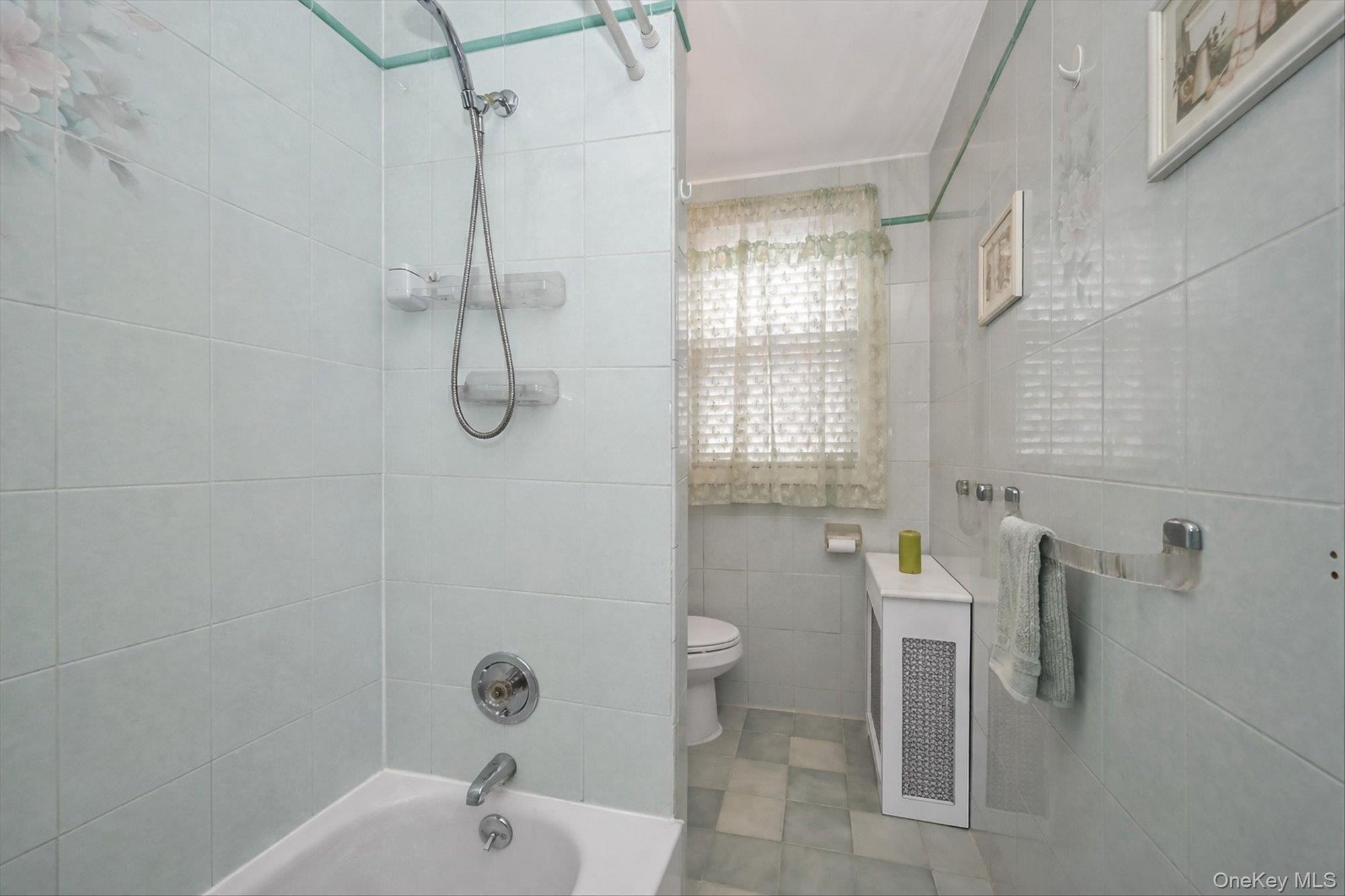 Single Family 64th Queens, NY 11385, MLS-978374-13