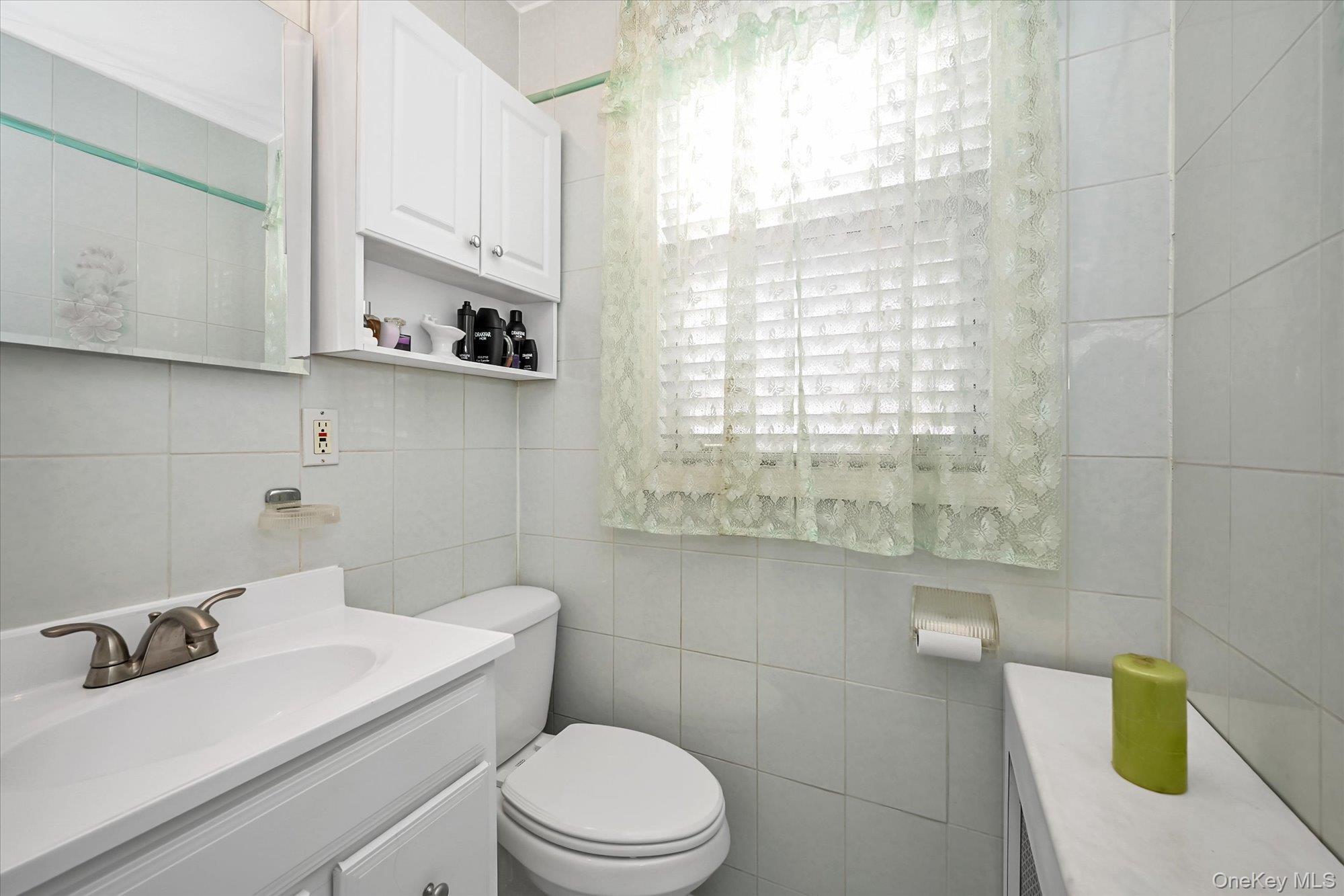 Single Family 64th Queens, NY 11385, MLS-978374-14