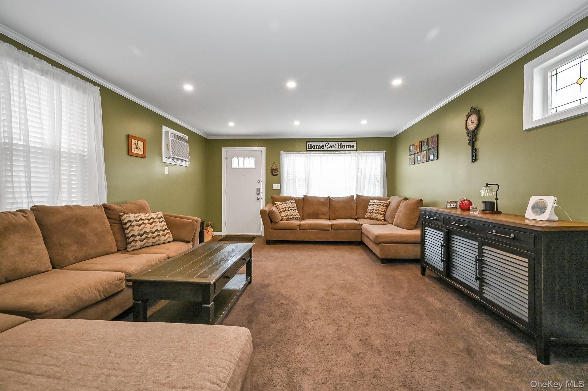 Single Family 64th Queens, NY 11385, MLS-978374-2