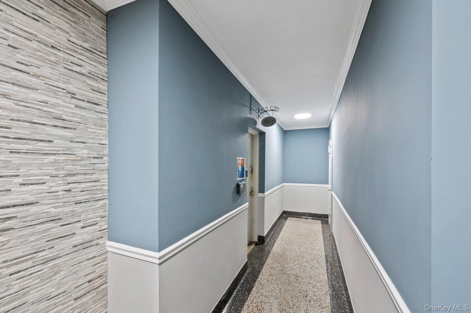 Coop 90th  Queens, NY 11101, MLS-978402-11