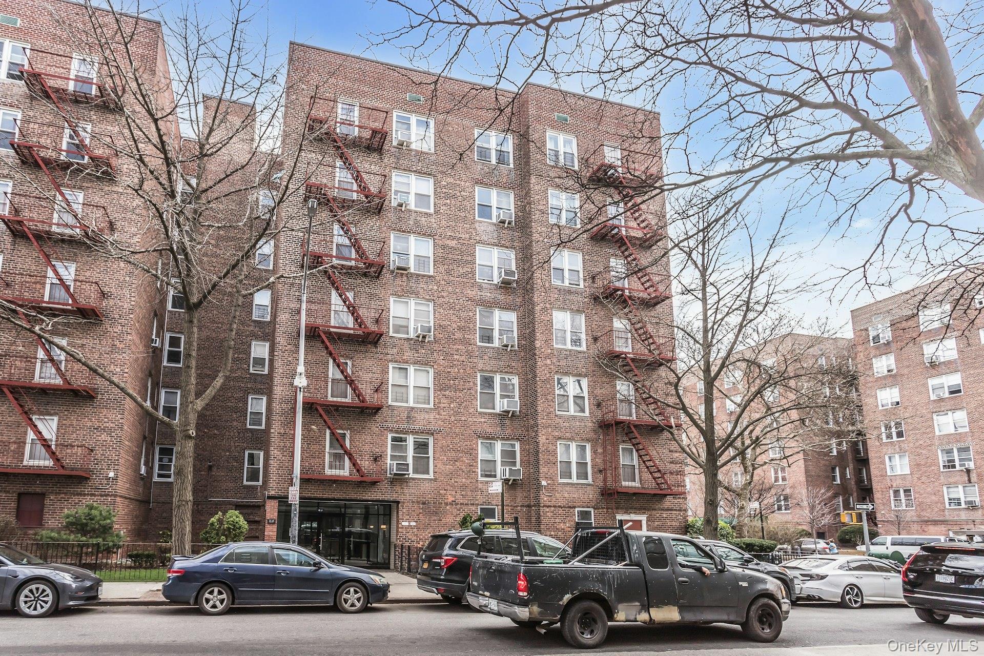 Coop 90th  Queens, NY 11101, MLS-978402-26