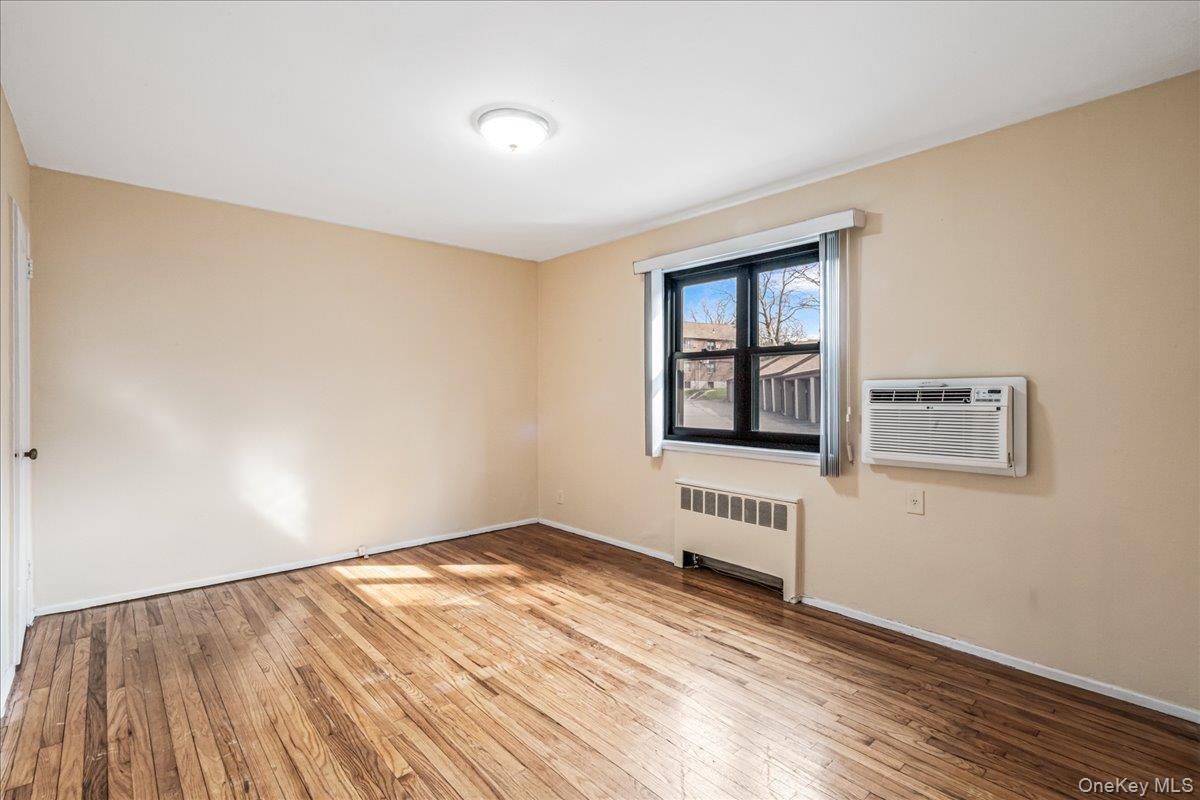 Coop 57  Queens, NY 11362, MLS-978415-14