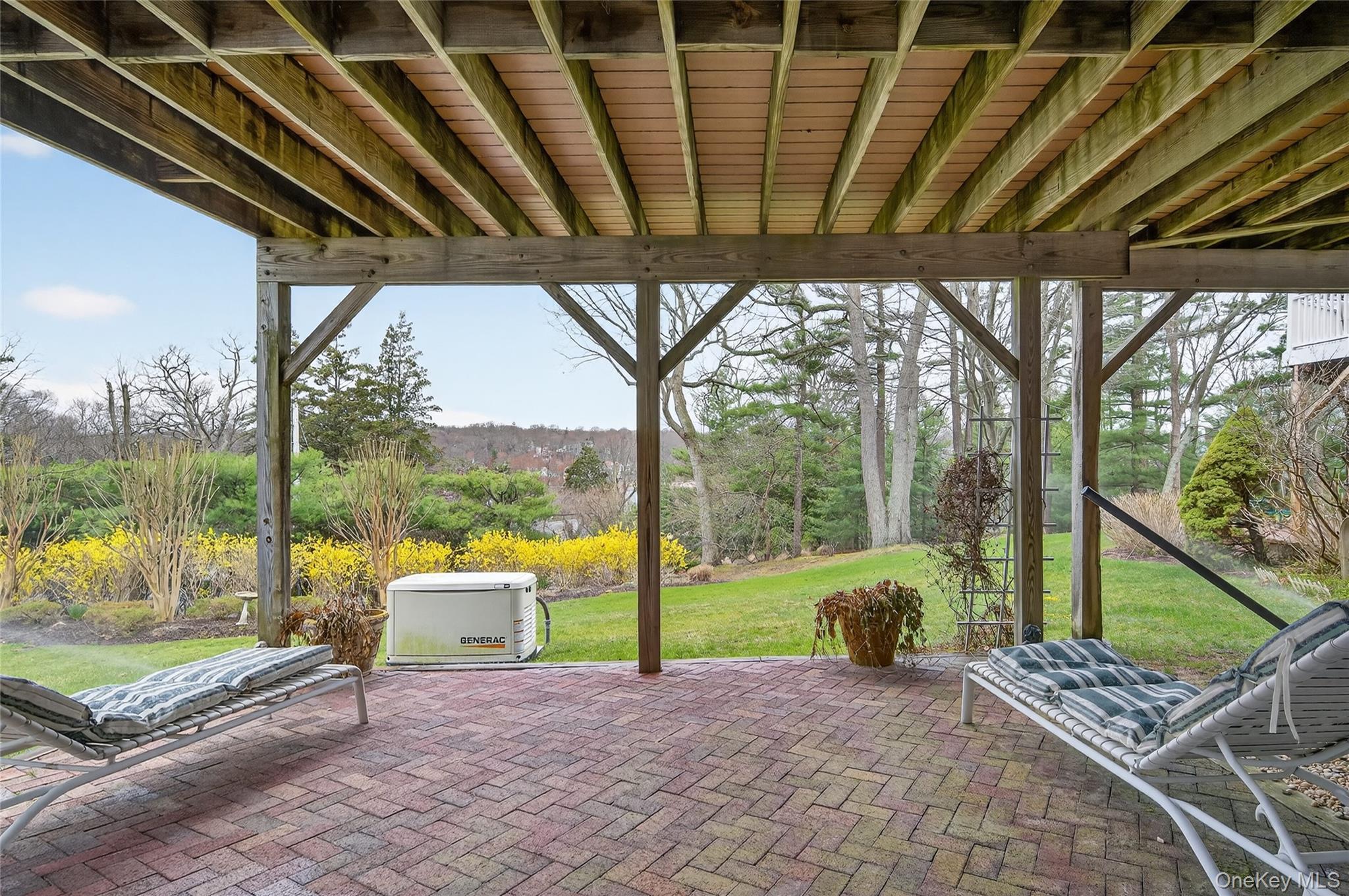 Condo Crescent  Suffolk County, NY 11721, MLS-978433-33