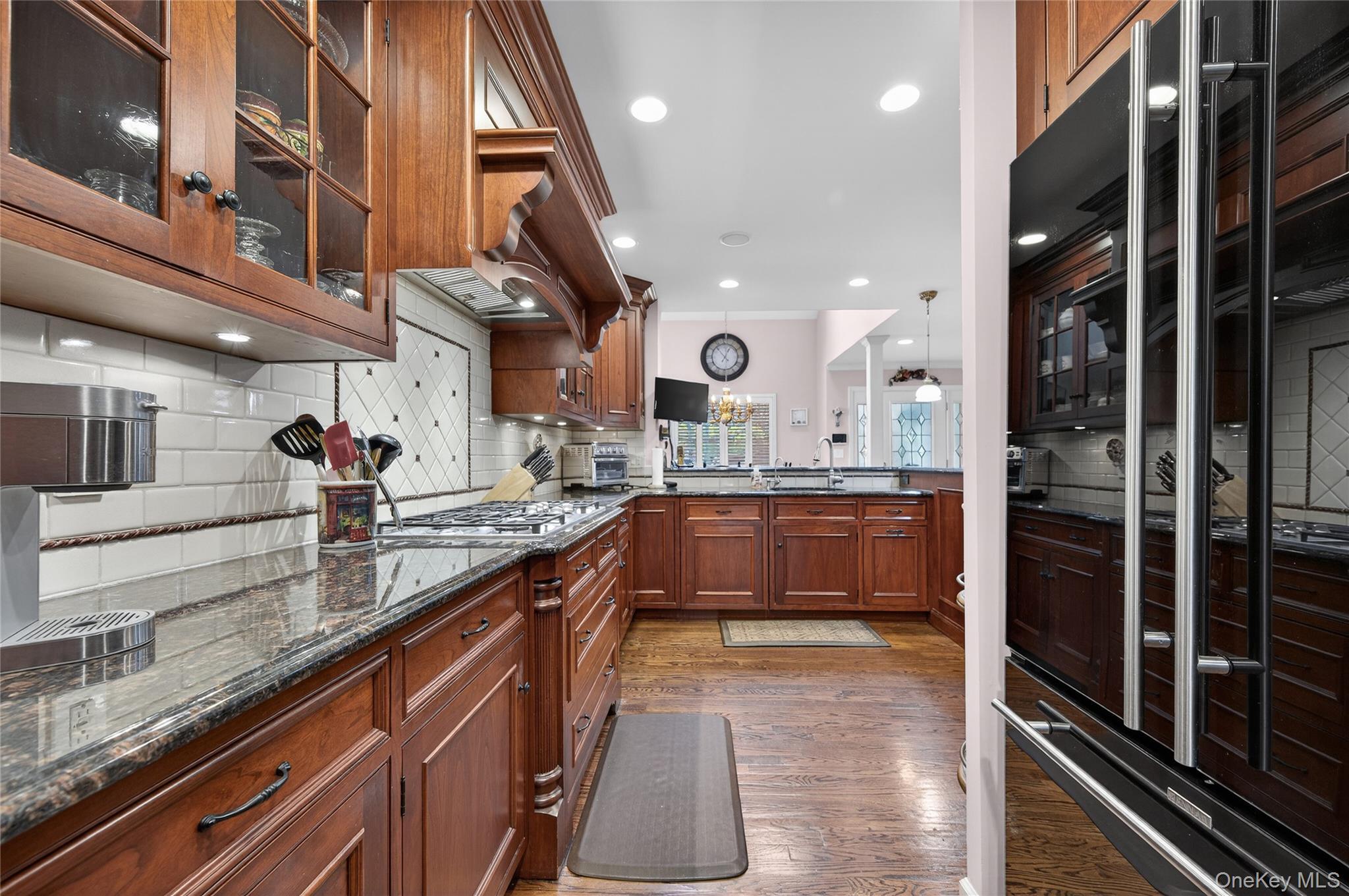 Condo Crescent  Suffolk County, NY 11721, MLS-978433-6