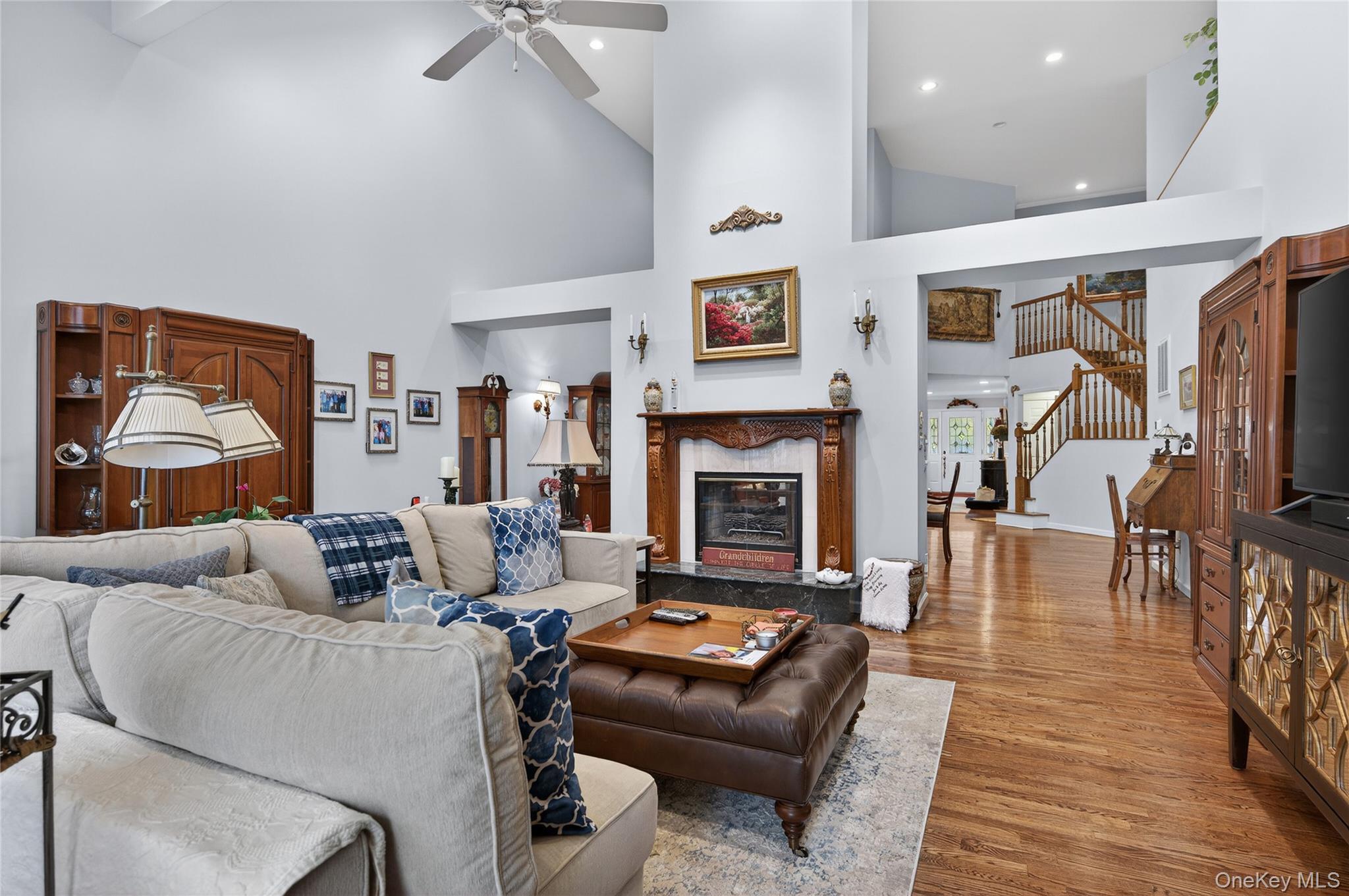 Condo Crescent  Suffolk County, NY 11721, MLS-978433-9