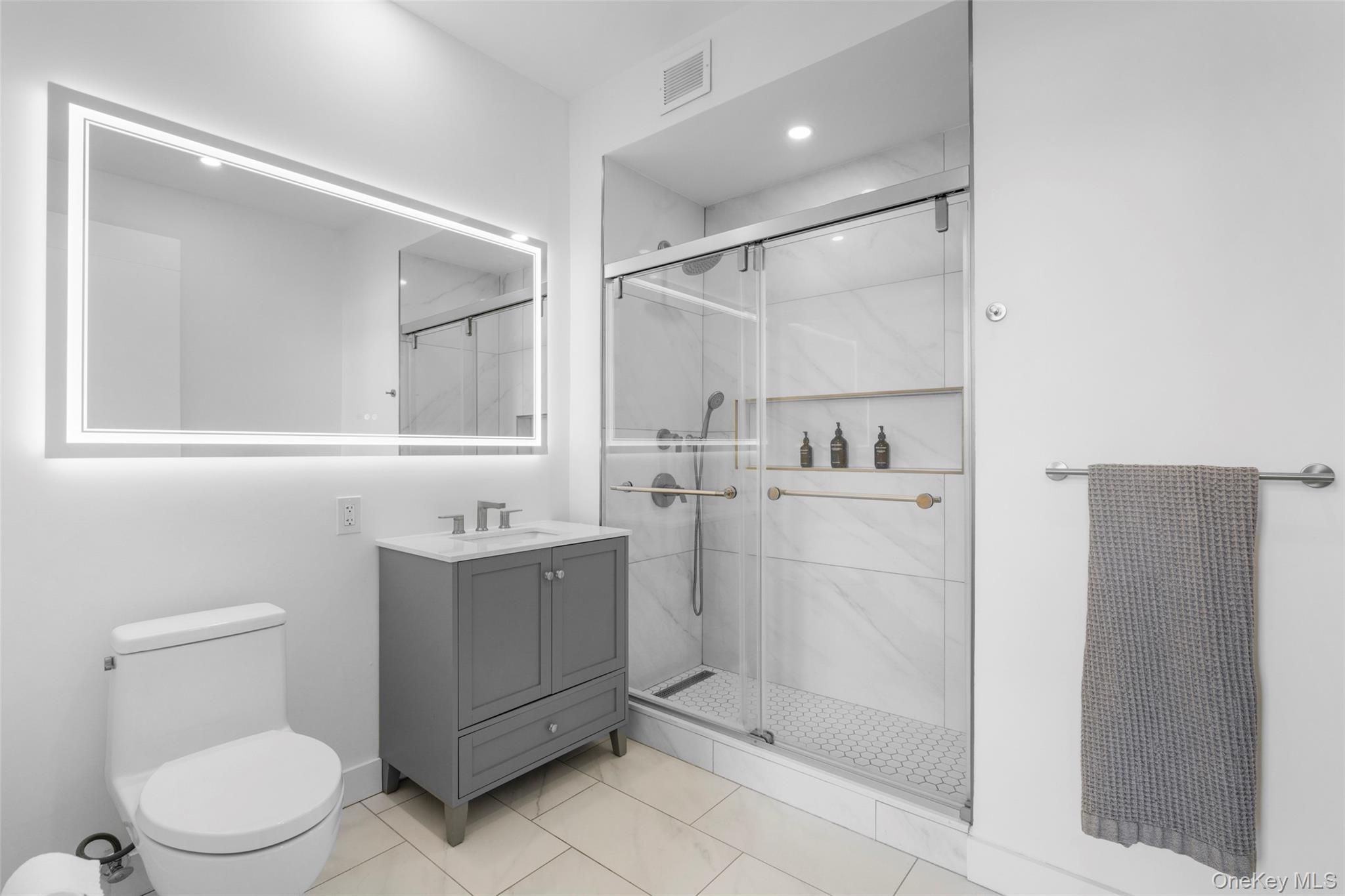 Condo Leroy Westchester County, NY 10805, MLS-978439-16