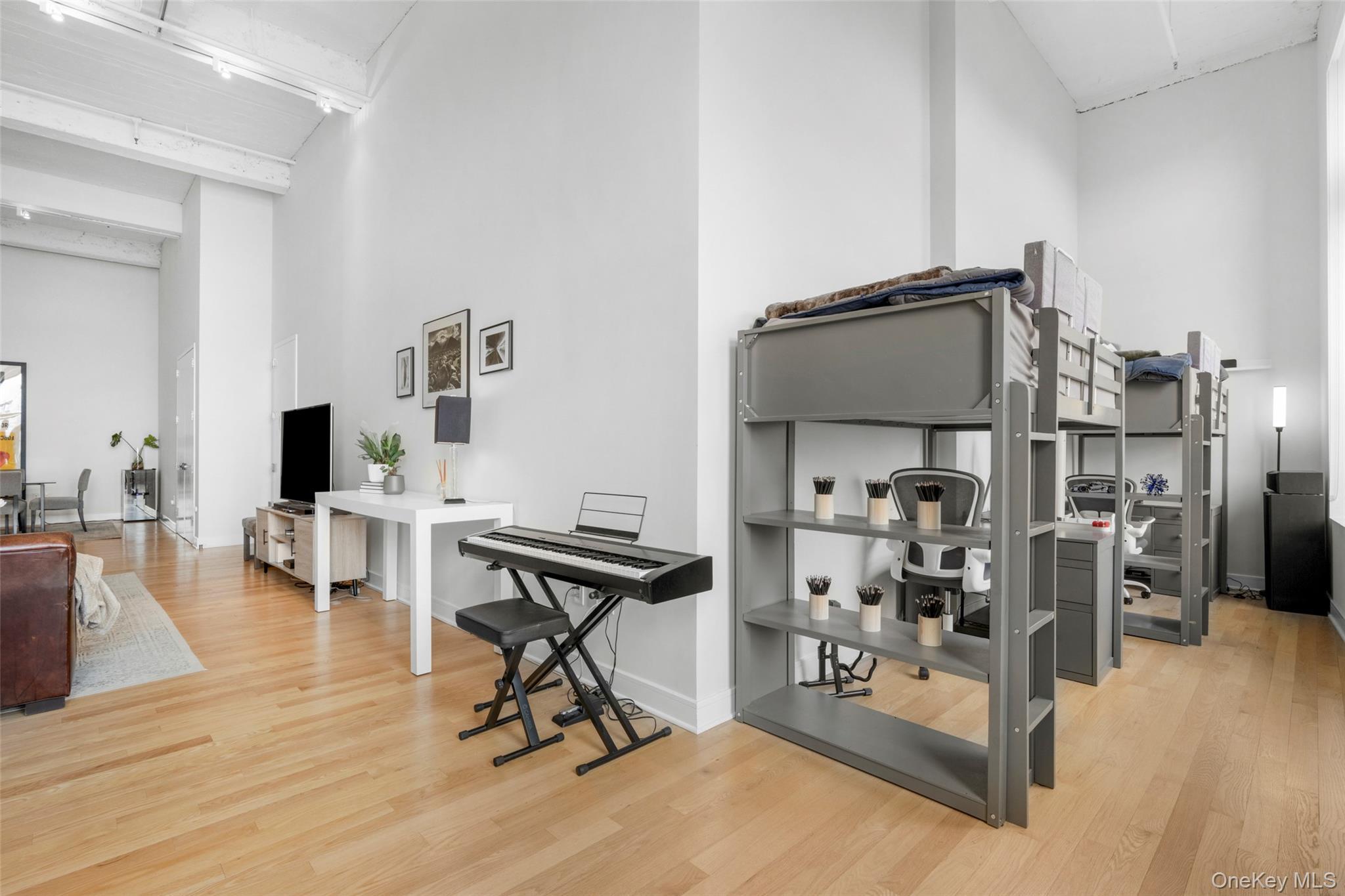 Condo Leroy Westchester County, NY 10805, MLS-978439-18