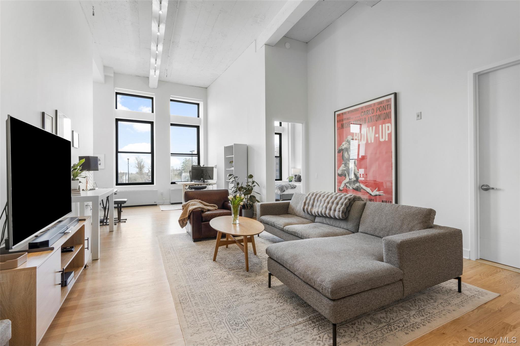 Condo Leroy Westchester County, NY 10805, MLS-978439-2