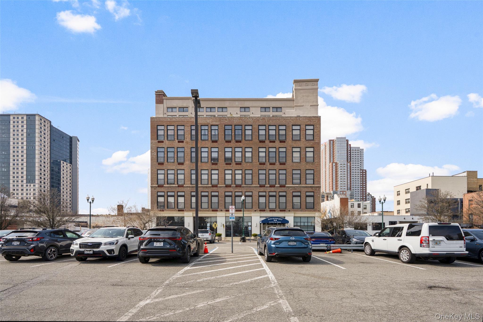 Condo Leroy Westchester County, NY 10805, MLS-978439-23