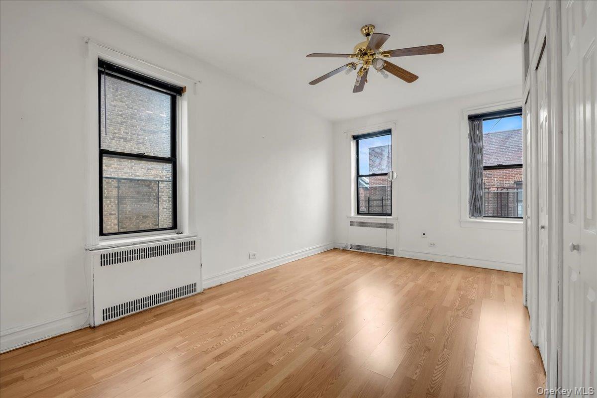 Apartment 81st Queens, NY 11372, MLS-978446-11