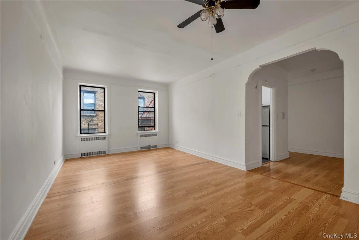 Apartment 81st Queens, NY 11372, MLS-978446-4