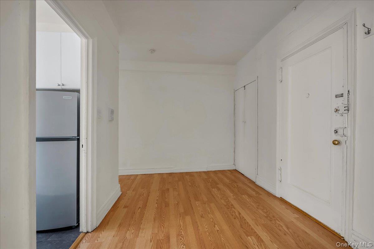 Apartment 81st Queens, NY 11372, MLS-978446-6