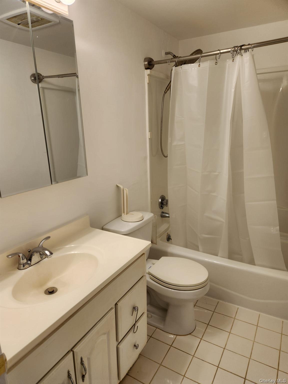 Single Family Battle  Westchester County, NY 10606, MLS-978450-12