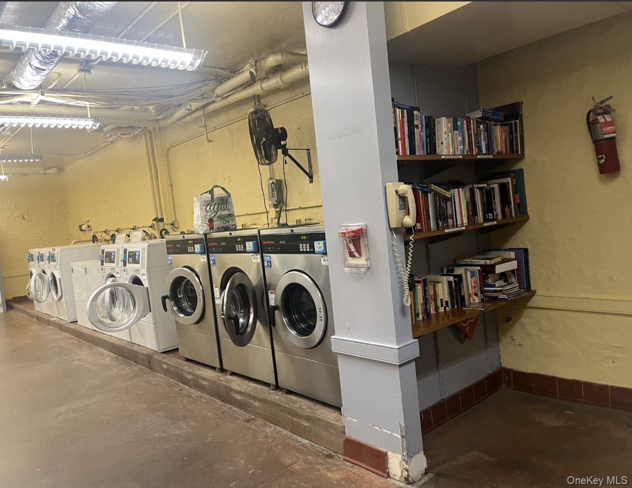 Coop Pinehurst Avenue Manhattan, NY 10033, MLS-978454-4