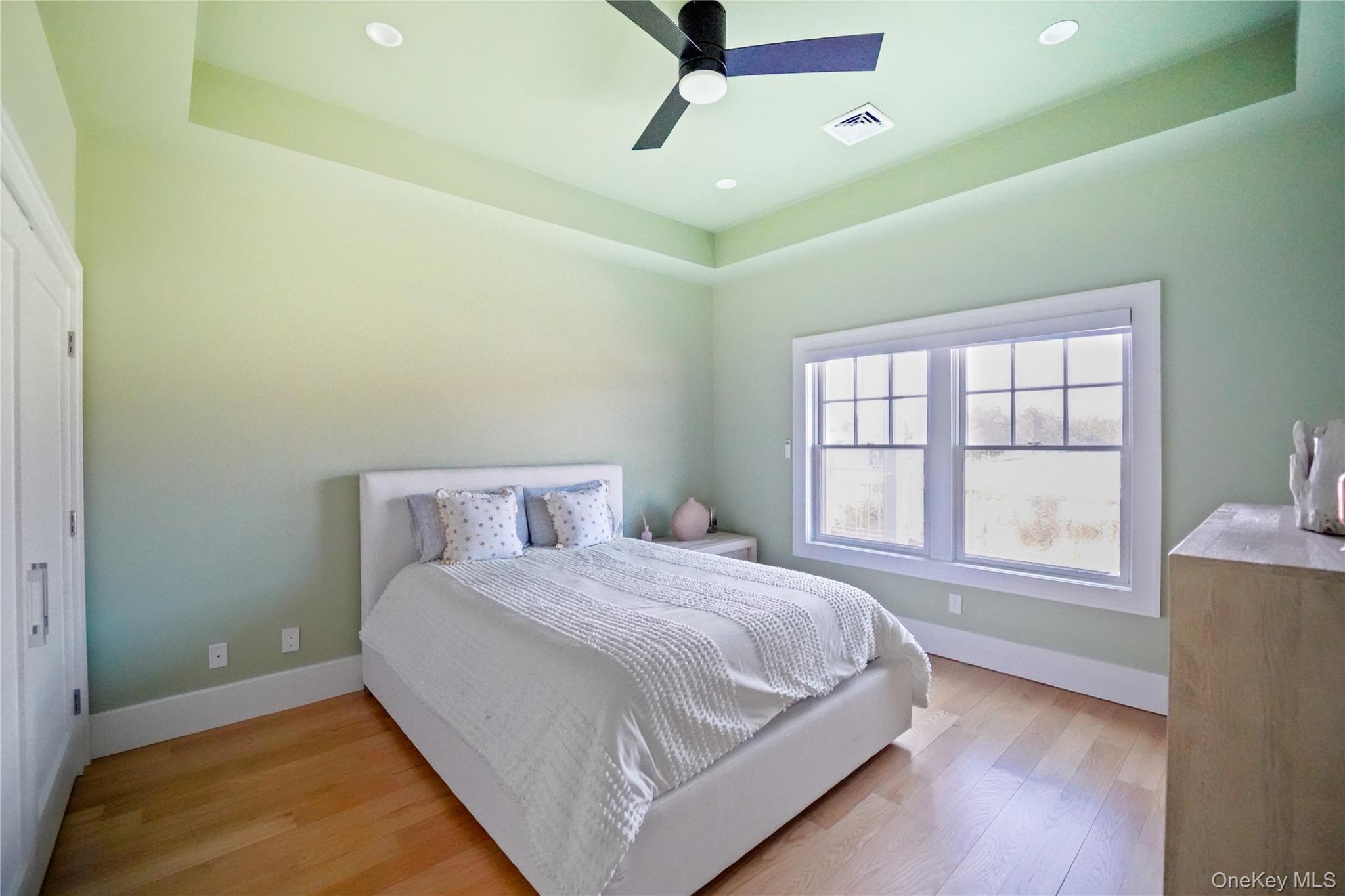 Single Family Foster Avenue Suffolk County, NY 11946, MLS-978457-24