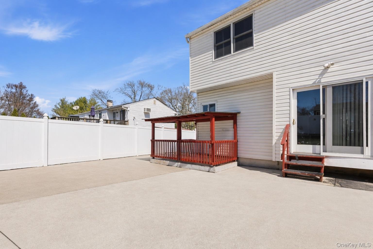 Single Family Howells  Suffolk County, NY 11738, MLS-978494-11
