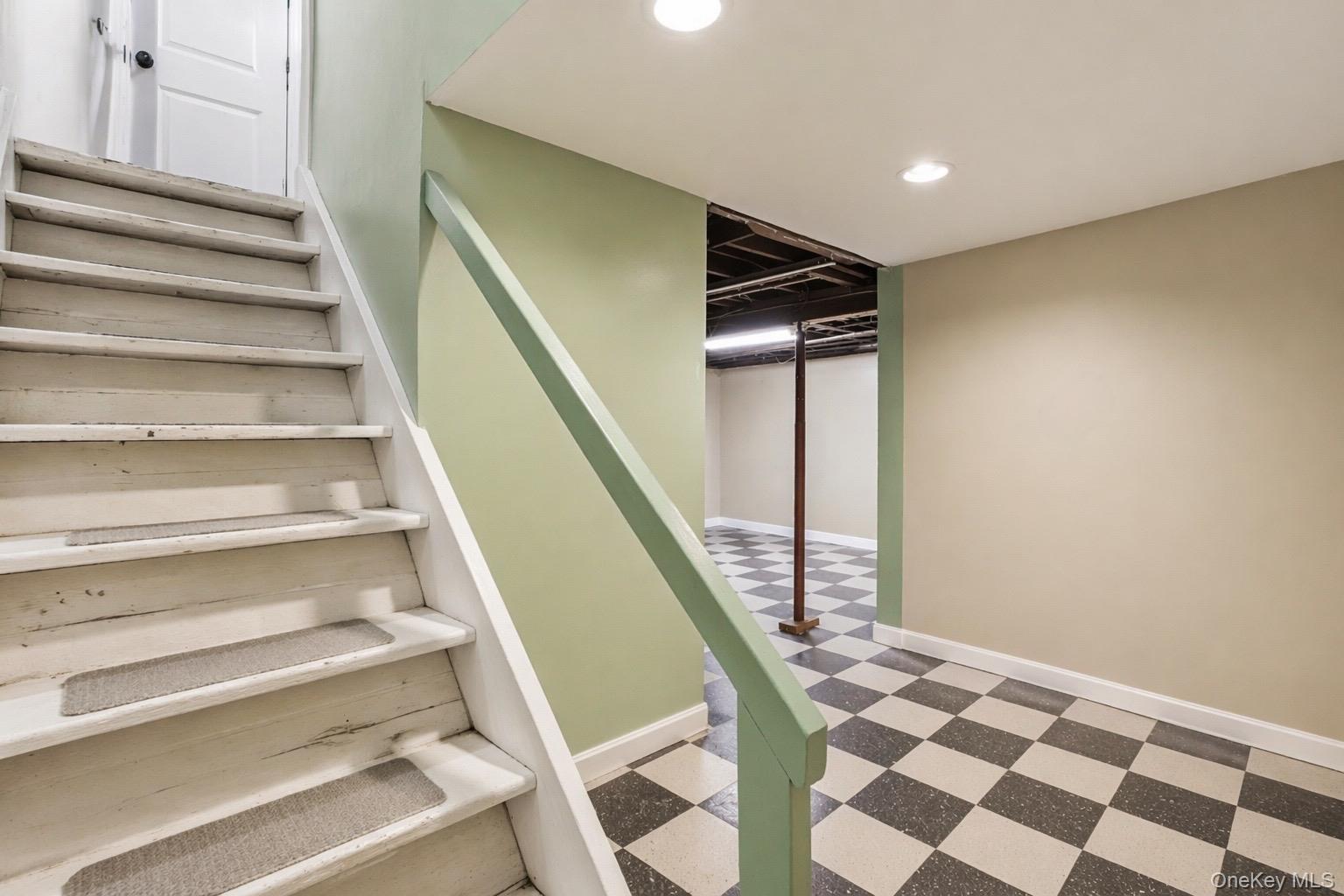 Single Family Howells  Suffolk County, NY 11738, MLS-978494-21