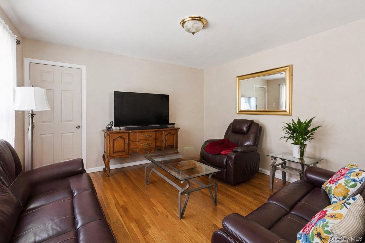 Single Family Howells  Suffolk County, NY 11738, MLS-978494-6