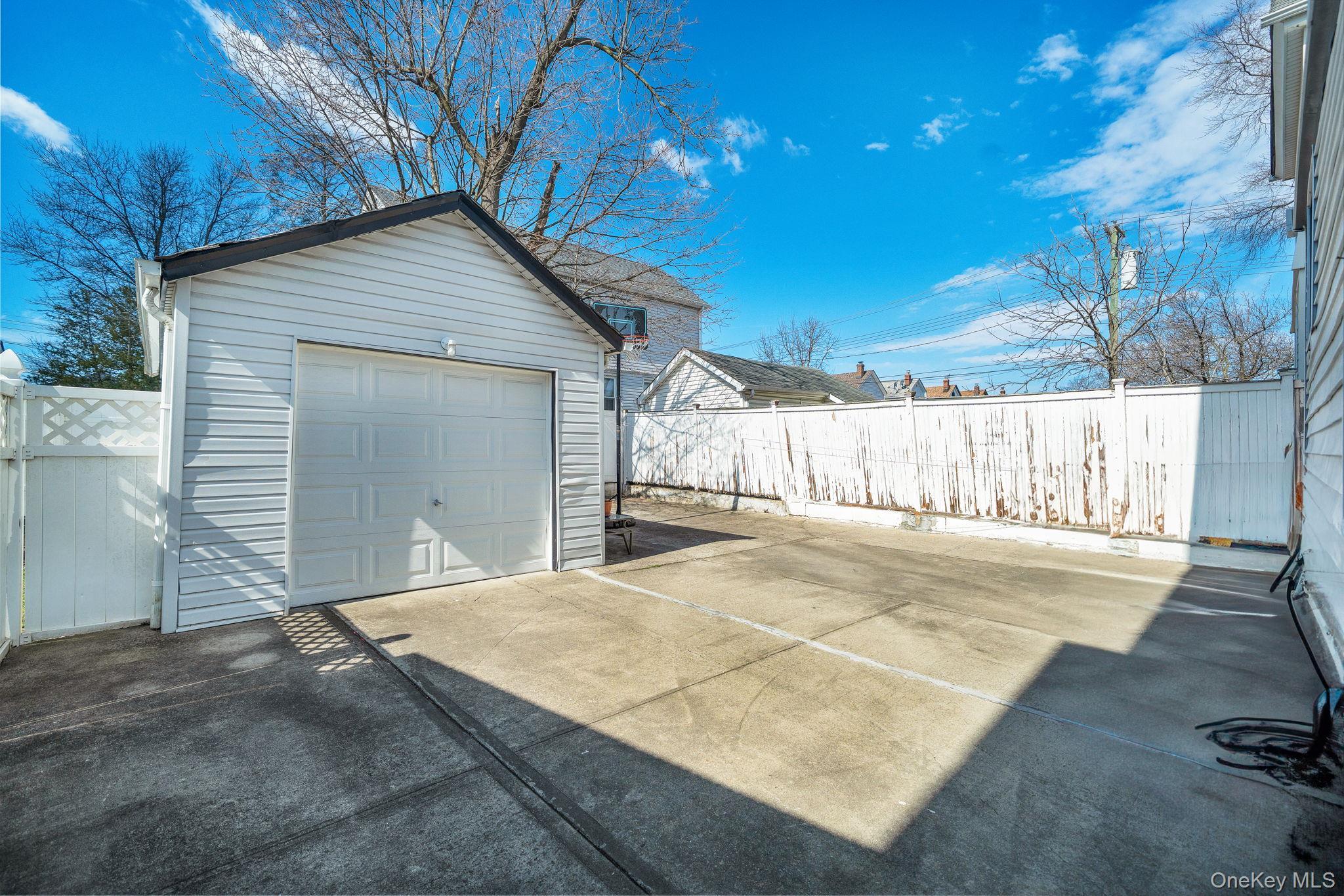 Single Family 218th  Queens, NY 11428, MLS-978495-30