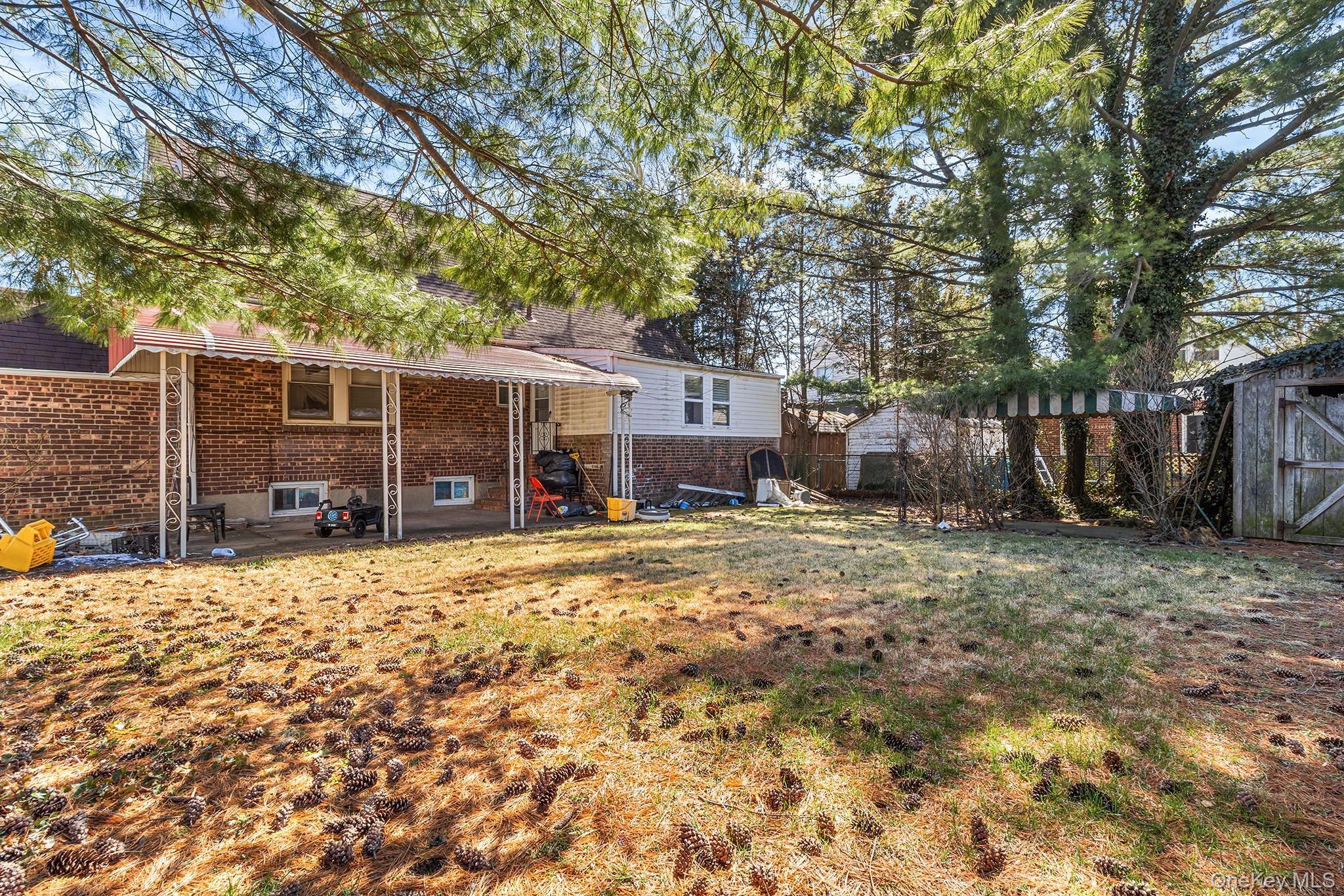 Single Family Henry  Nassau County, NY 11580, MLS-978504-4