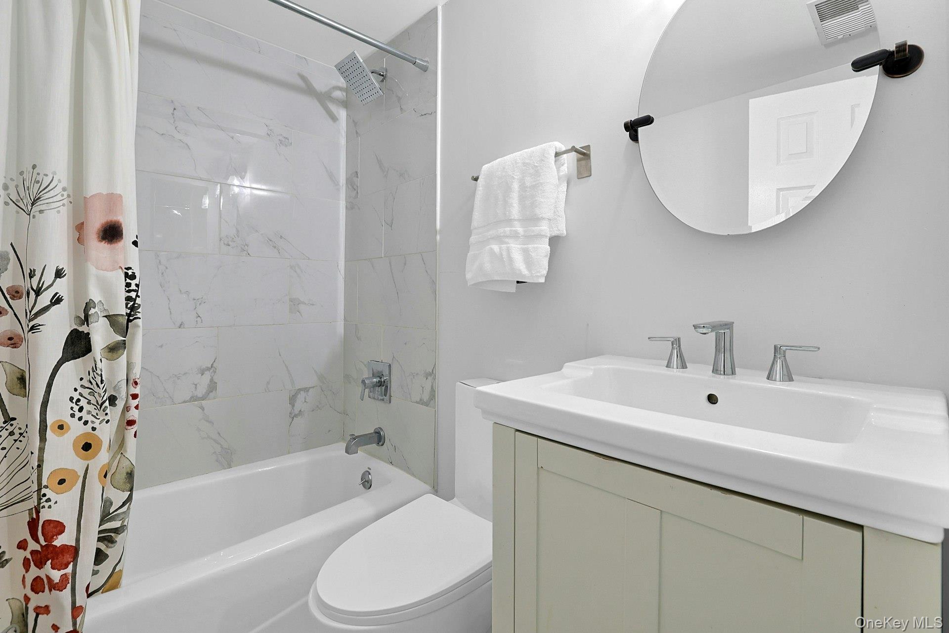 Condo Boulder Ridge  Westchester County, NY 10583, MLS-978517-18