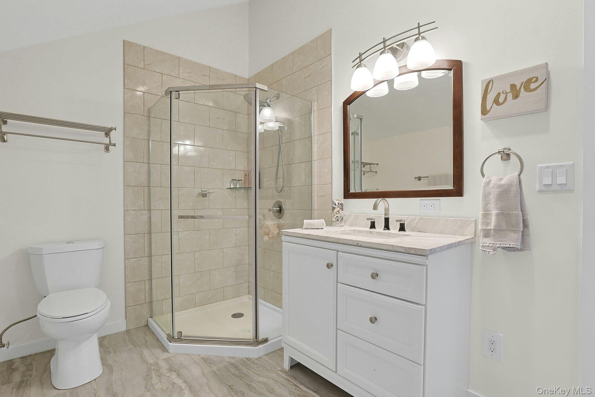 Condo Boulder Ridge  Westchester County, NY 10583, MLS-978517-24