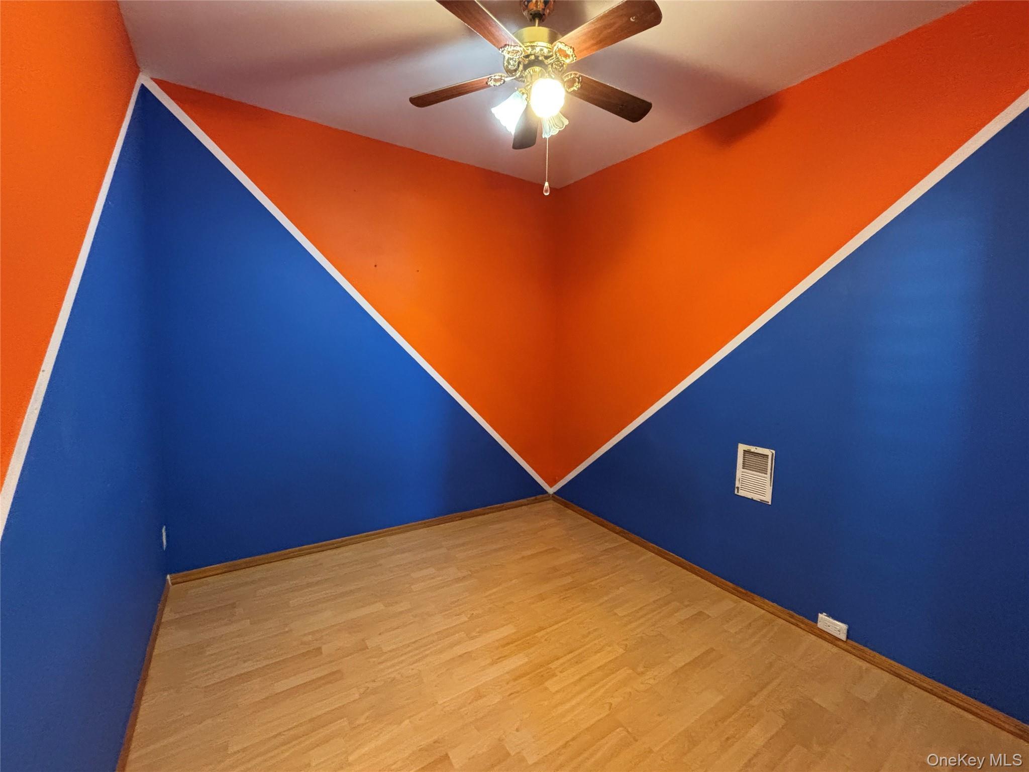 Single Family 80th Avenue Queens, NY 11385, MLS-978529-10