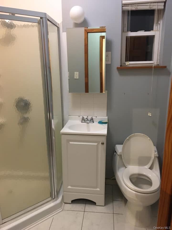 Single Family 80th Avenue Queens, NY 11385, MLS-978529-18