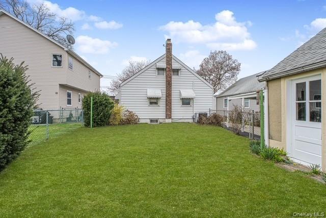 Single Family Bryson  Staten Island, NY 10302, MLS-978530-2