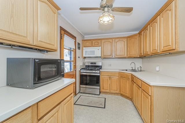 Single Family Bryson  Staten Island, NY 10302, MLS-978530-4