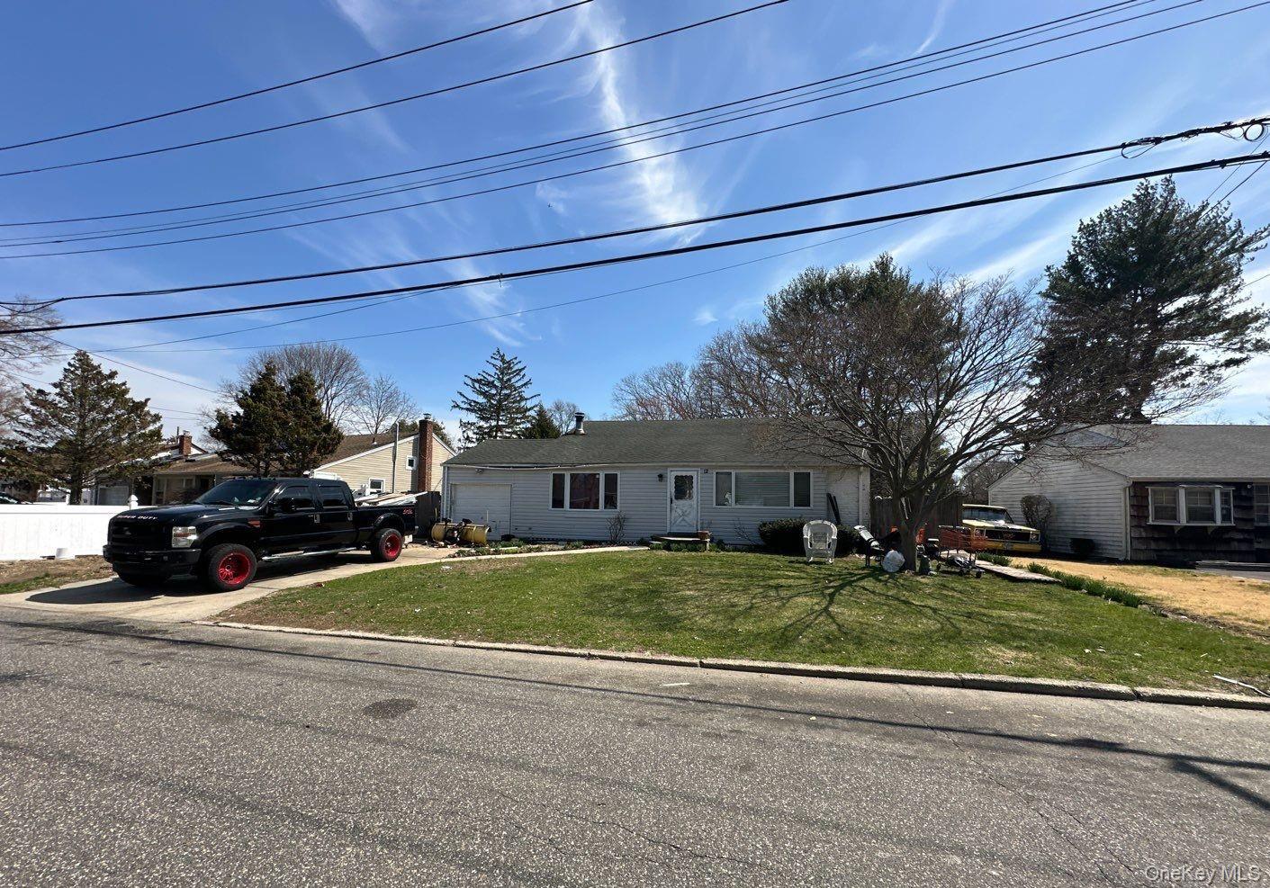 Single Family Glenwood  Suffolk County, NY 11743, MLS-978531-3