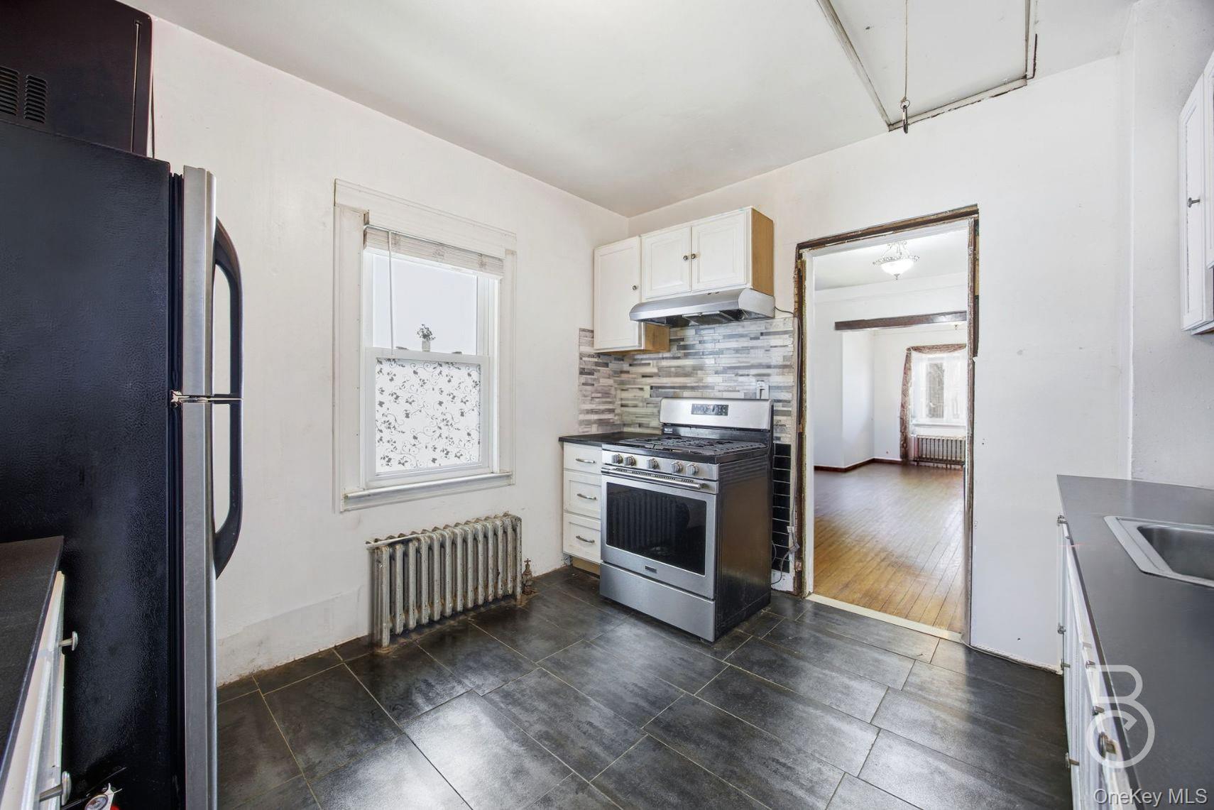 Single Family 48th Queens, NY 11364, MLS-978533-5