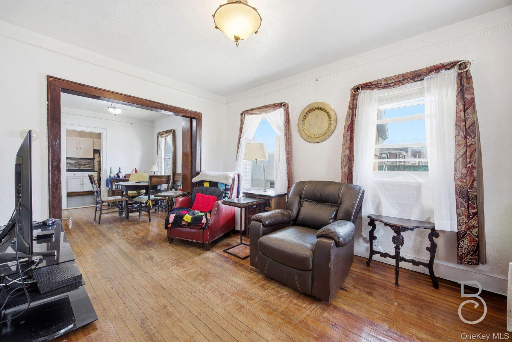 Single Family 48th Queens, NY 11364, MLS-978533-6