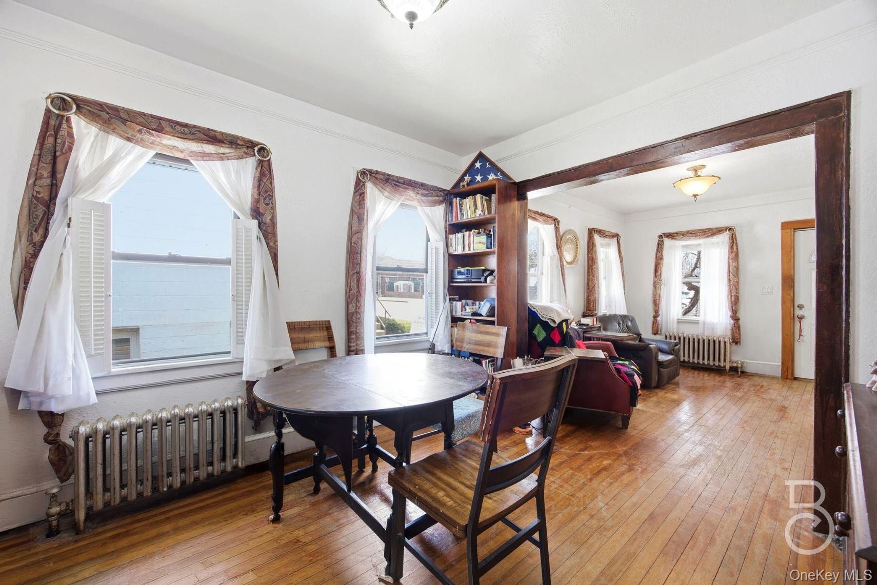 Single Family 48th Queens, NY 11364, MLS-978533-9