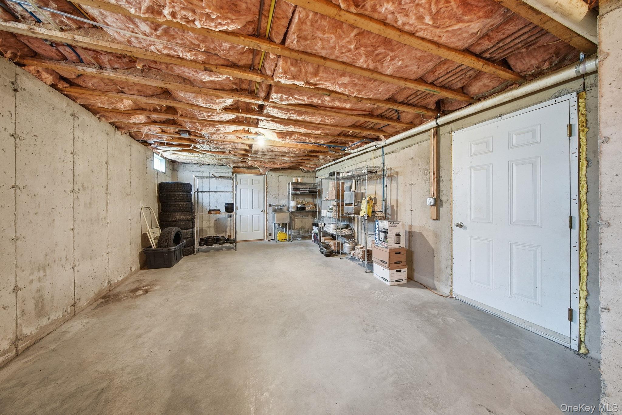 Single Family Breeze Hill  Orange County, NY 10958, MLS-978541-31